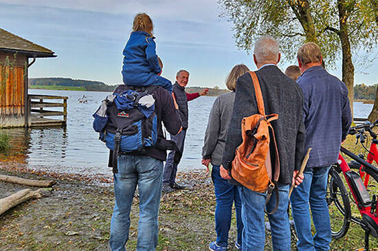 Gruppe an der Prienmündung  Foto: Klaus Brand