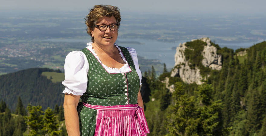 Portraitbild von Monika Schmid